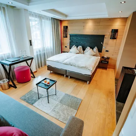 Eden Wellness Hotell 4*