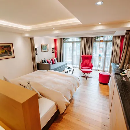 فندق Eden Wellness زيرمات