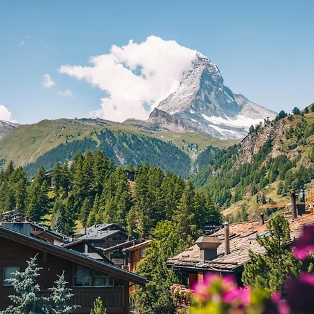 Eden Wellness Hotell 4*