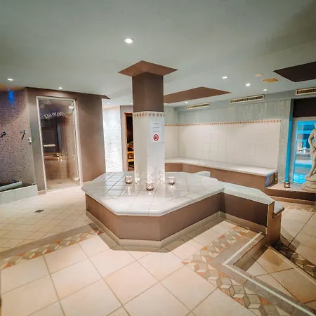 Eden Wellness فندق