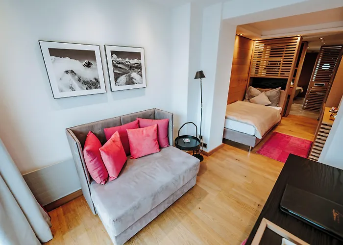 Eden Wellness Hotel 4*