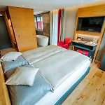 Ξενοδοχείο Eden Wellness 4*